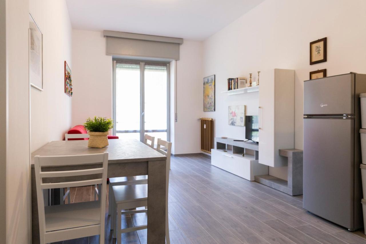 Gray Pearl - Modern Apartment In City Center Arona Eksteriør billede